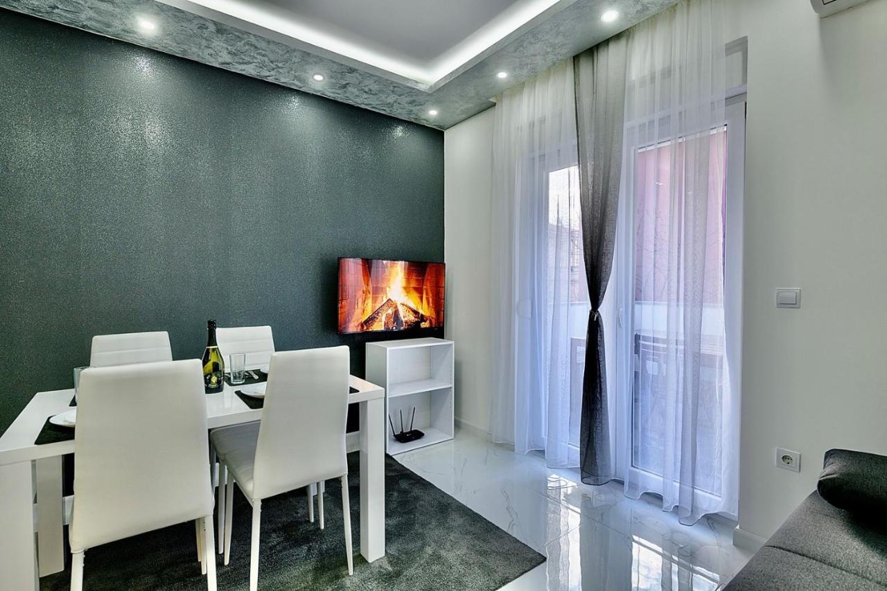 Complex Villa White Pula Ngoại thất bức ảnh