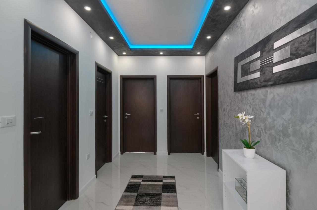 Complex Villa White Pula Ngoại thất bức ảnh